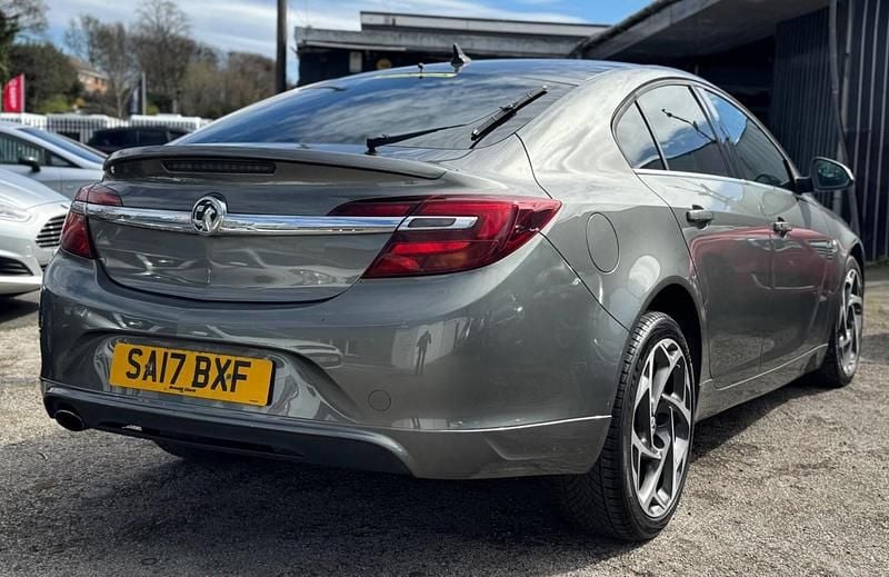 Used Vauxhall Insignia SRi 136 HP (100 kW) 2017 Grey Hatchback