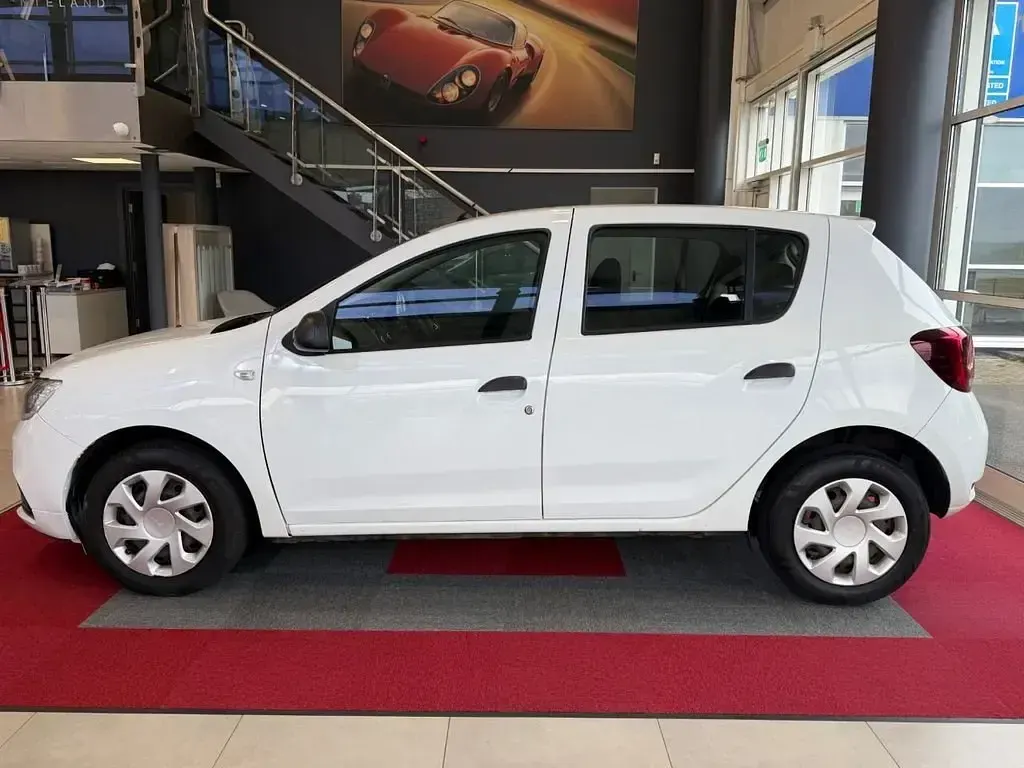 Gebraucht Dacia Sandero Ambiance 75 PS (55 kW) 2017 Weiß Kleinwagen