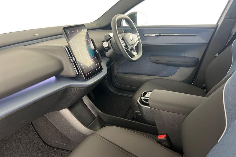 New Volvo EX30 Plus 200 kW (272 HP) 2026 SUV