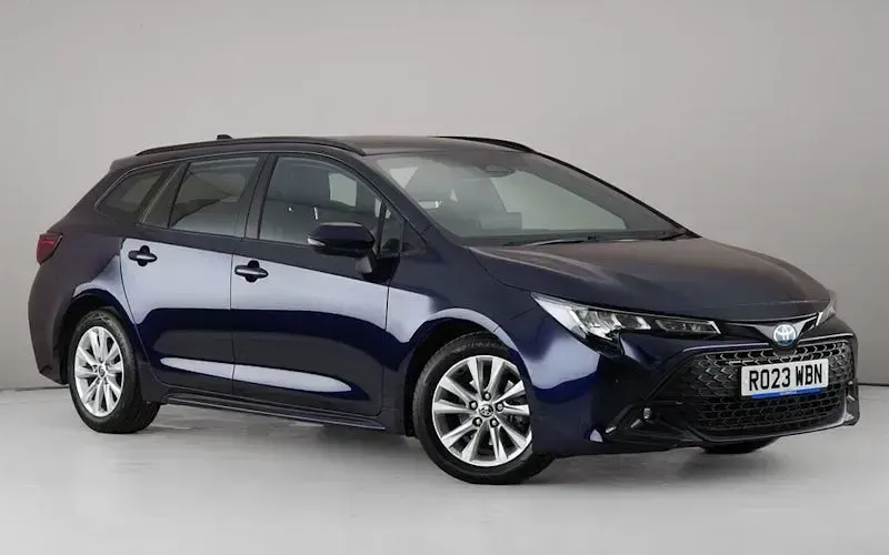 Used Toyota Corolla 140 HP (102 kW) 2026 Estate