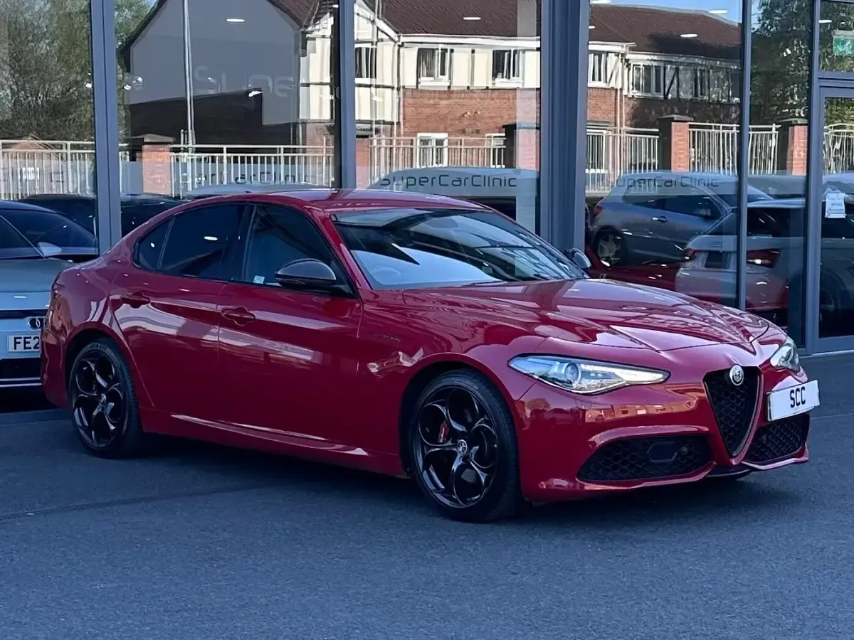 Used Alfa Romeo Giulia Ti 280 HP (205 kW) 2019 Red Sedan
