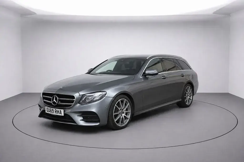Used Mercedes E220 AMG line 2019 Grey Estate