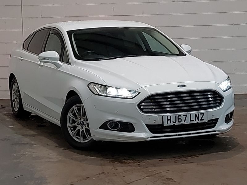 White Used 2017 Ford Mondeo Titanium Hatchback | £10,498 (A bit pricey) - Image 1/4
