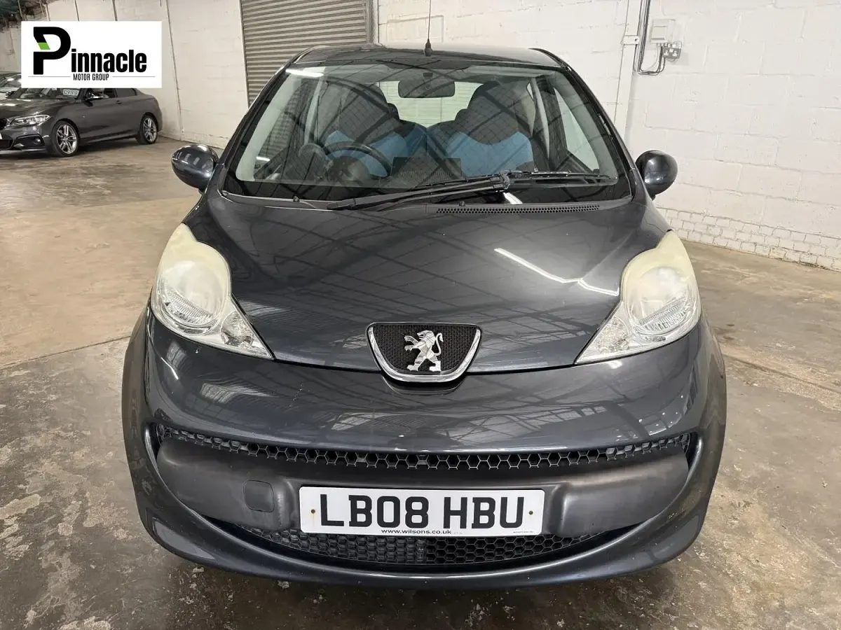Used Peugeot 107 Urban Move 68 HP (50 kW) 2008 Grey Hatchback