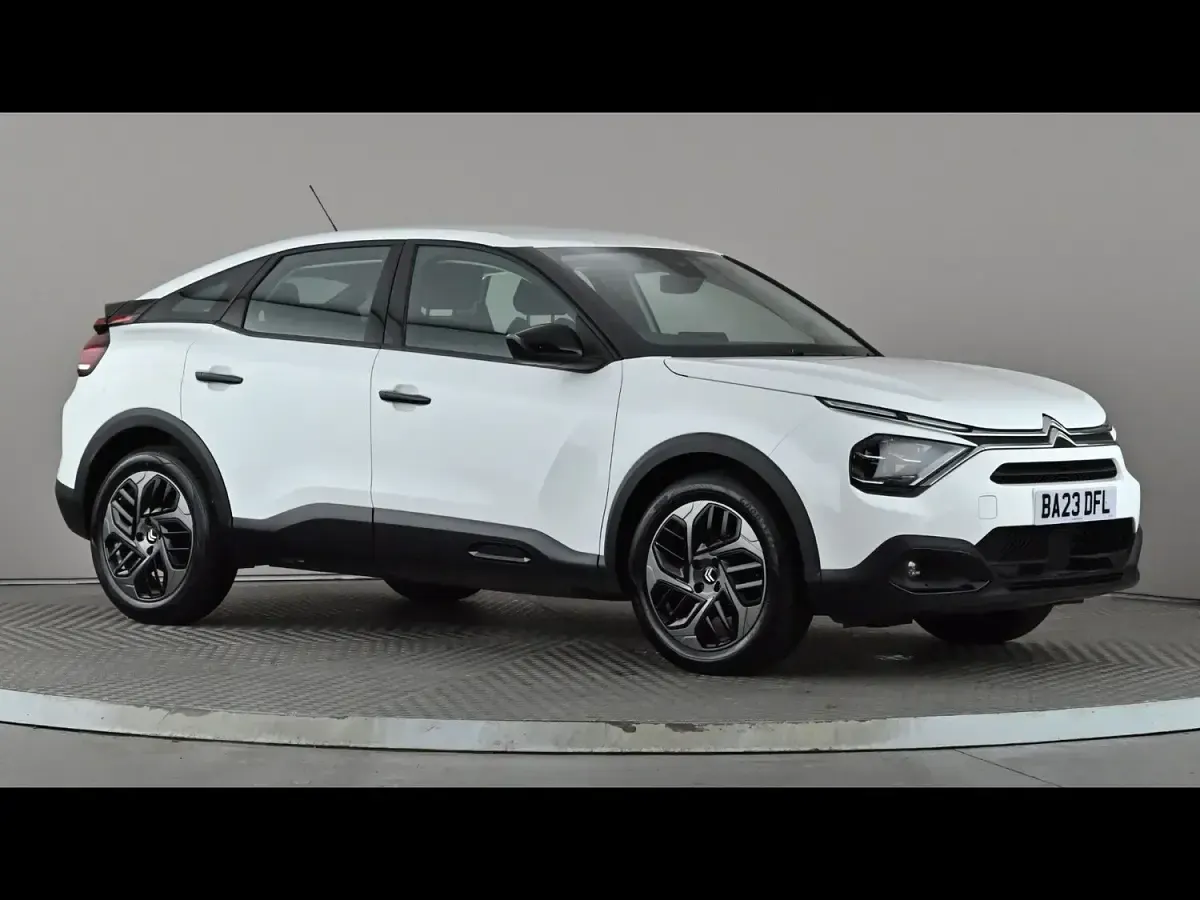 Used Citroën C4 PureTech 101 HP (74 kW) 2023 SUV