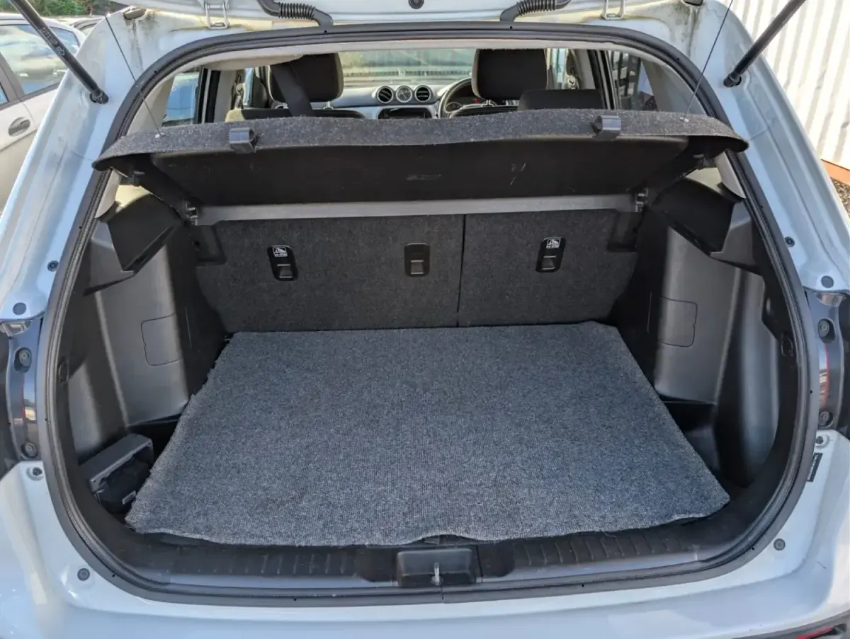 Gebraucht Suzuki Vitara SZ-T 120 PS (88 kW) 2016 Weiß SUV