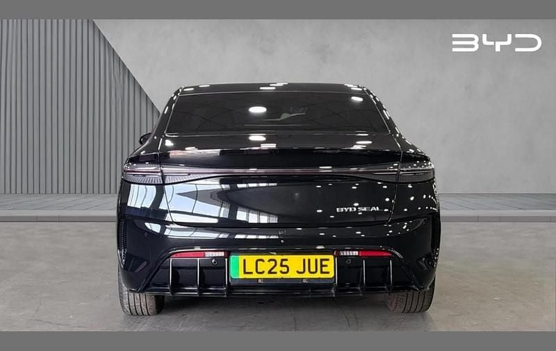 Used BYD Seal Design 230 kW (313 HP) 2025 Black Sedan