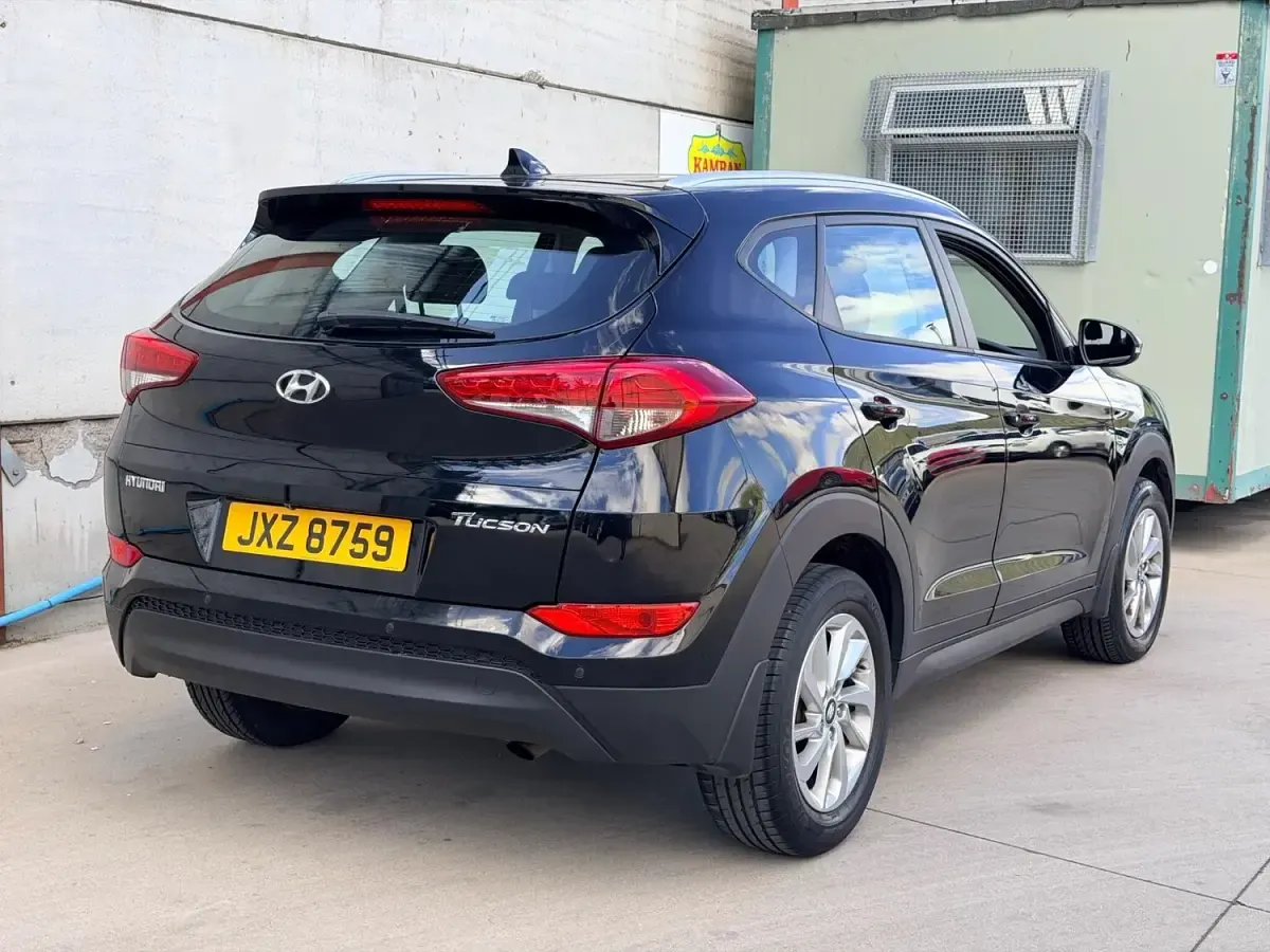 Used Hyundai Tucson SE 2016 Black SUV