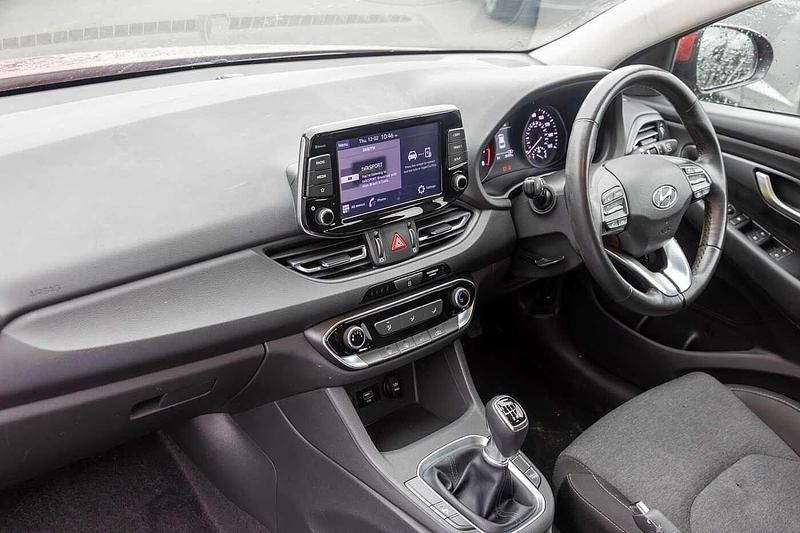 Used Hyundai i30 SE 2023 Estate