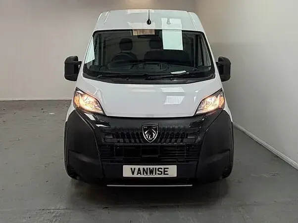 New Peugeot Boxer 140 HP (102 kW) 2025 Van