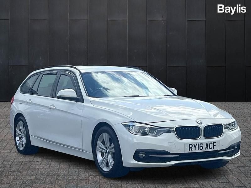 White Used 2016 BMW 320 Sport Line Estate | £9,895 (Fair price) - Image 1/3