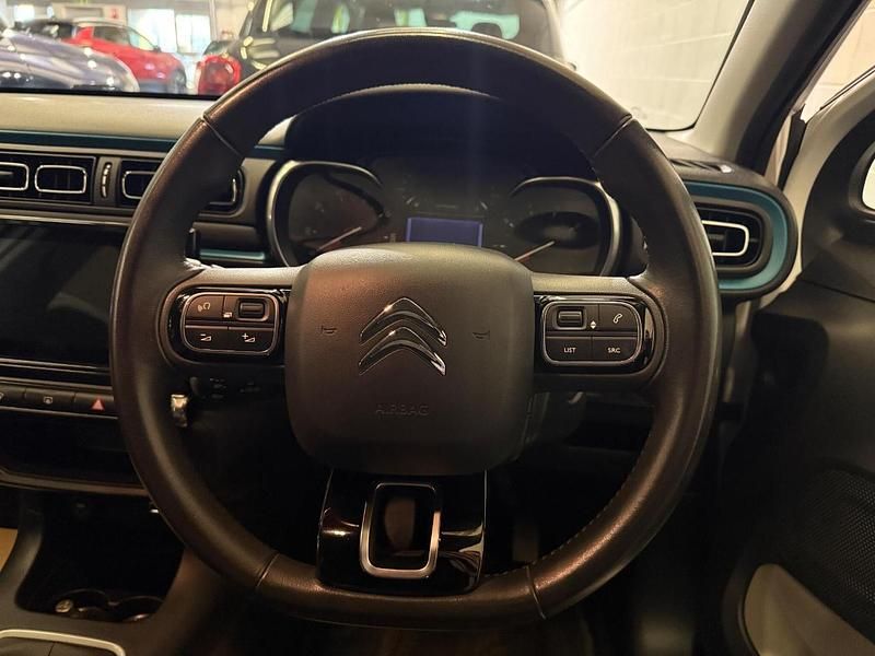 Begagnad Citroën C3 PureTech 82 HK (60 kW) 2021 Vit Halvkombi