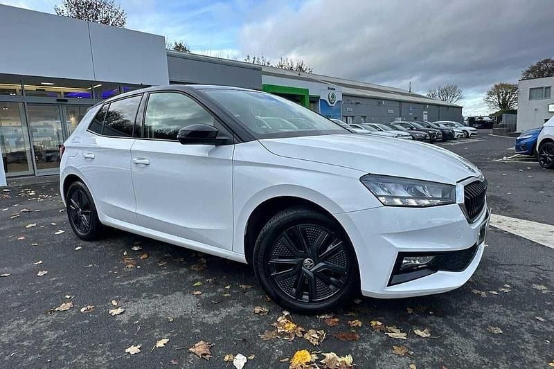 Candy white black magic pearl effect Used 2022 Skoda Fabia Colour Edition Hatchback | £15,195 (Fair price) - Image 1/4