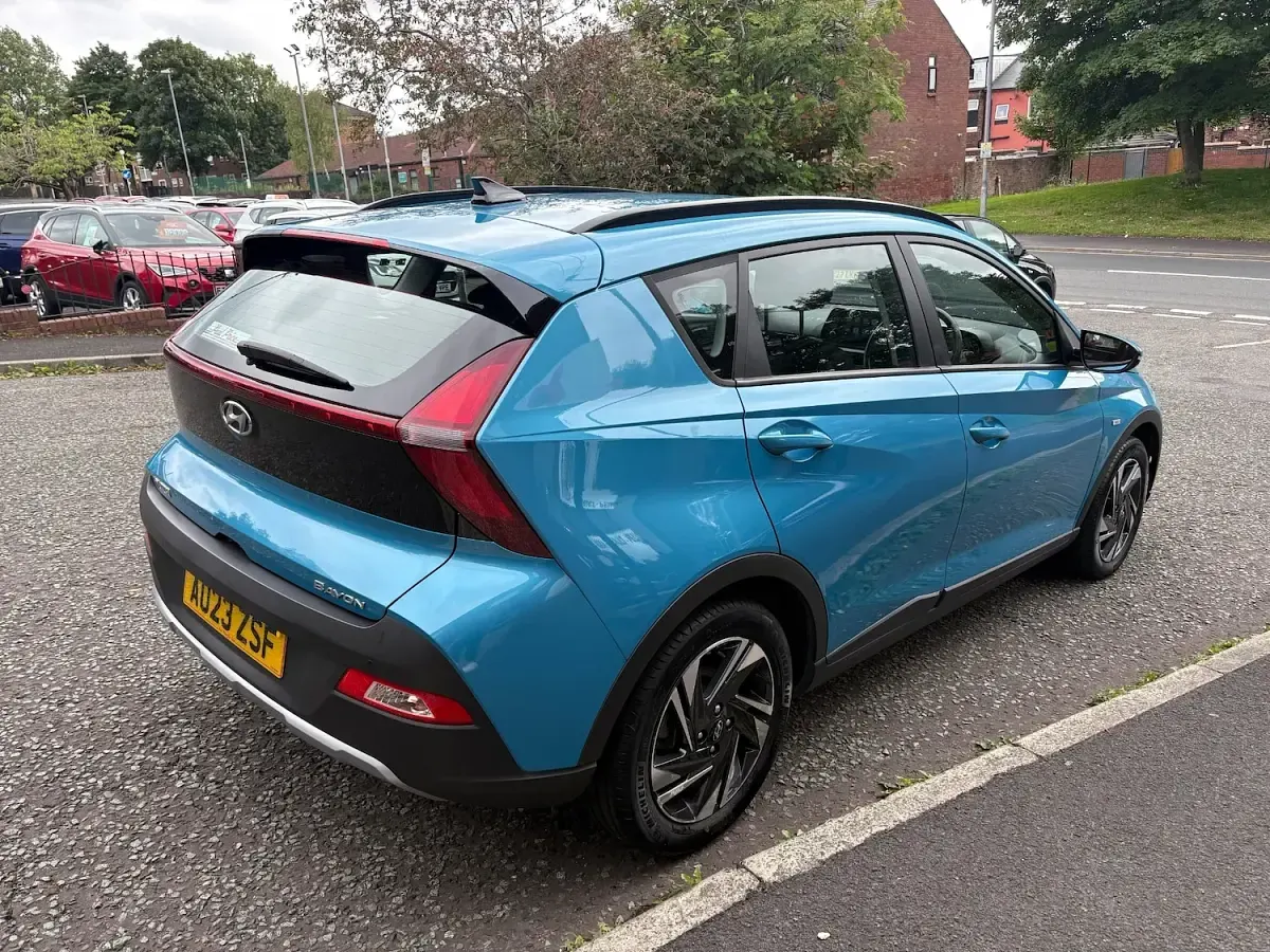 Used Hyundai Bayon SE 98 HP (72 kW) 2023 Turquoise SUV