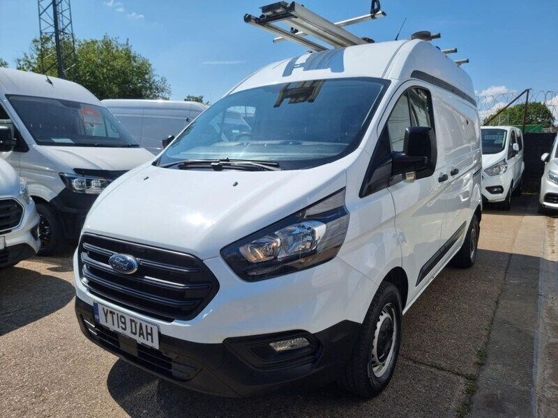 White Used 2019 Ford Transit Custom Van | £8,140 (Super price) - Image 1/3