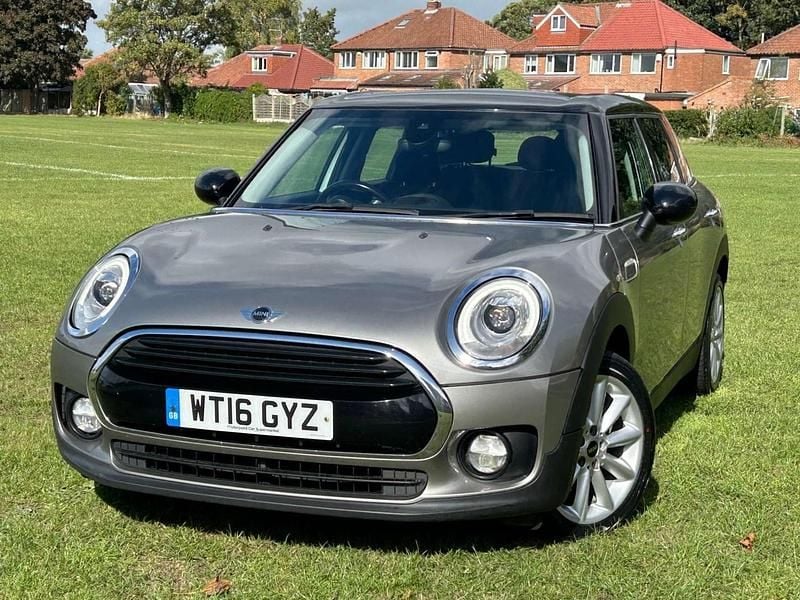 Silver Used 2016 Mini Cooper D Clubman Estate | £6,970 (Fair price) - Image 1/4