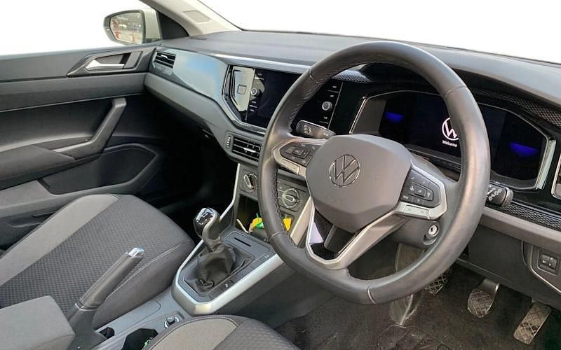 Used VW Polo Life 80 HP (58 kW) 2025 Hatchback