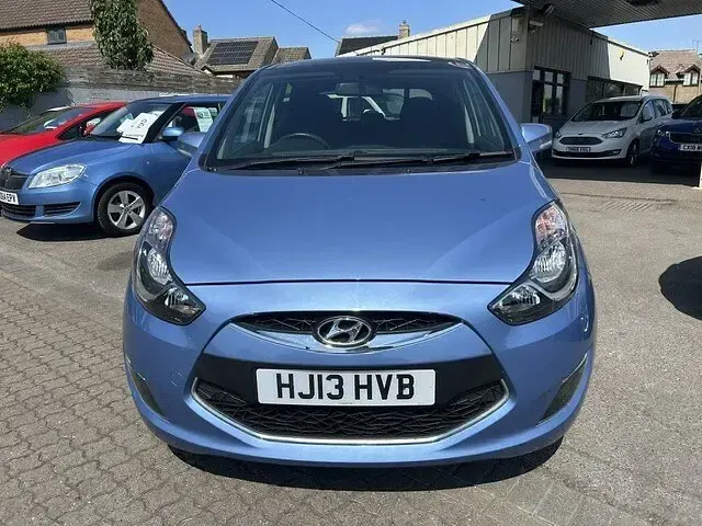 Used Hyundai ix20 Style 123 HP (90 kW) 2013 Blue Hatchback