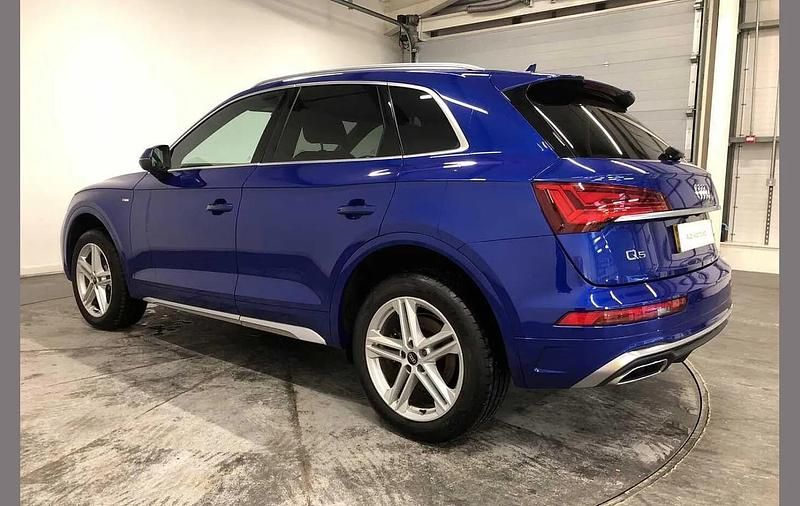 Used Audi Q5 S-Line 200 HP (147 kW) 2022 Blue SUV