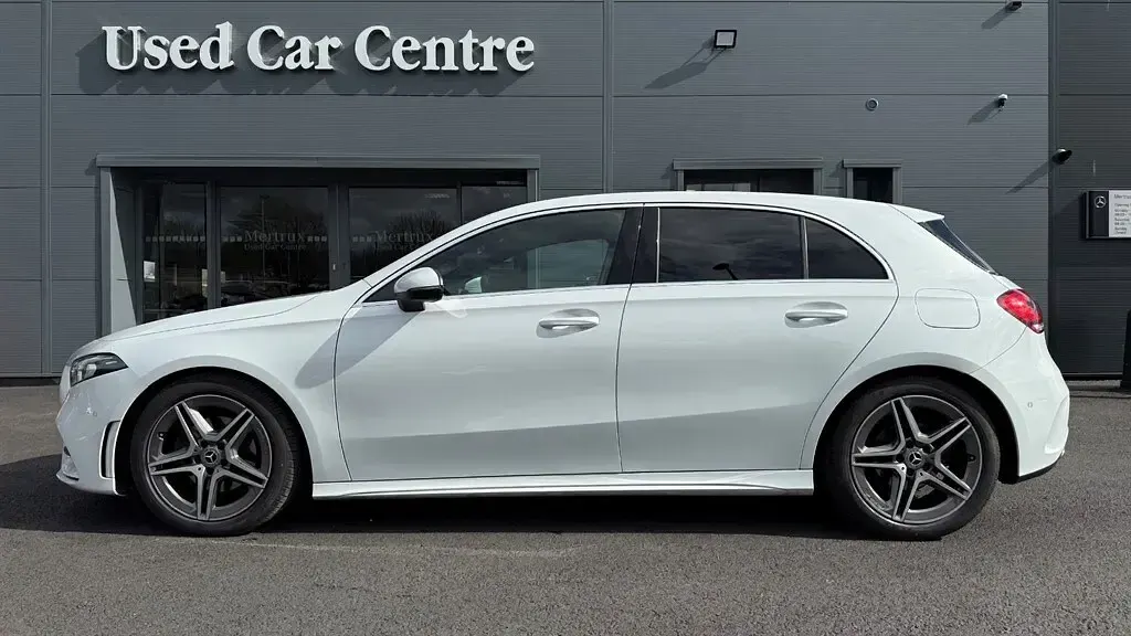 Used Mercedes A150 Executive 150 HP (110 kW) 2021 White Hatchback