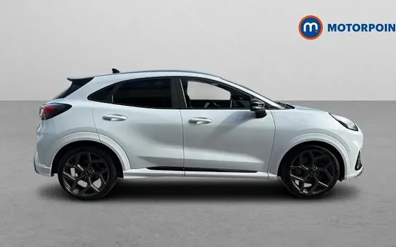 Used Ford Puma ST 200 HP (147 kW) 2023 White SUV