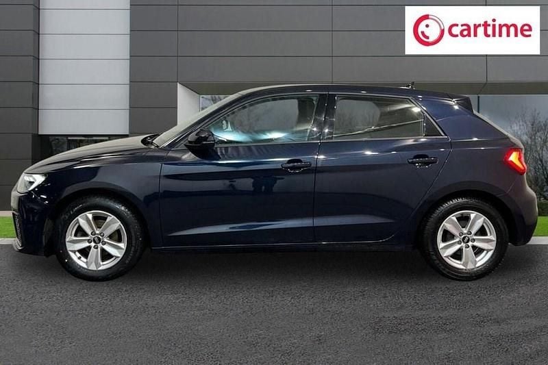 Usado Audi A1 Design 2021 Azul SUV