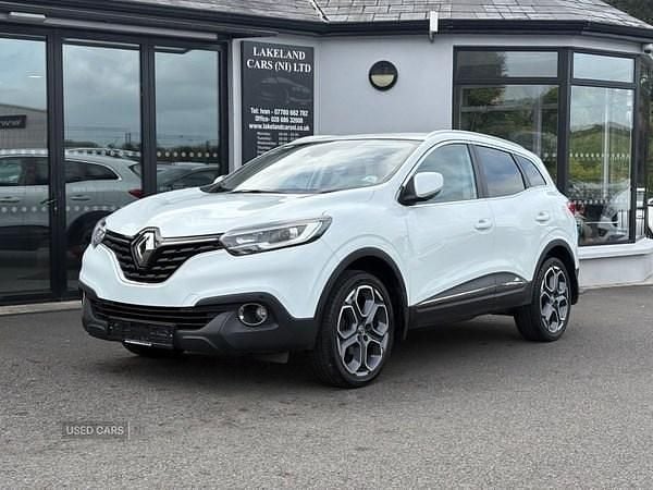 White Used 2018 Renault Kadjar Dynamique SUV | £9,495 (Fair price) - Image 1/4
