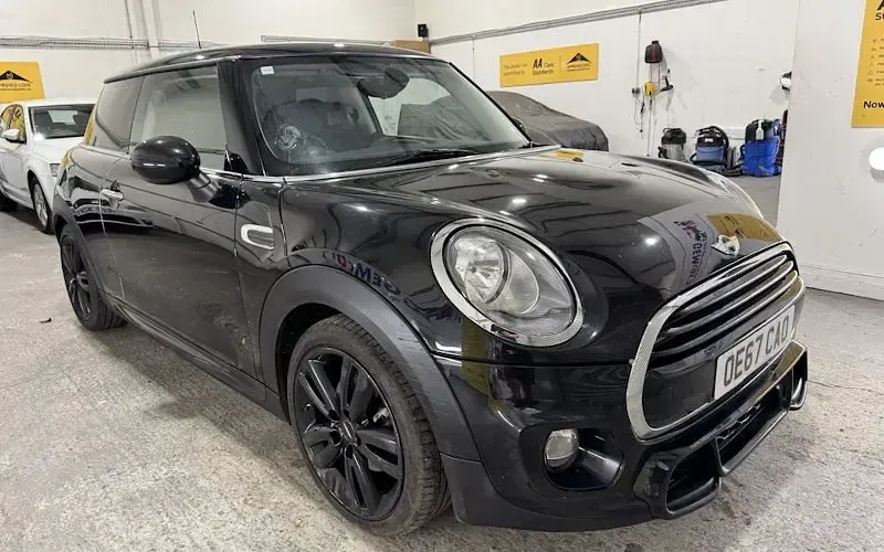 Used Mini Cooper Hatch 136 HP (100 kW) 2017 Black Hatchback