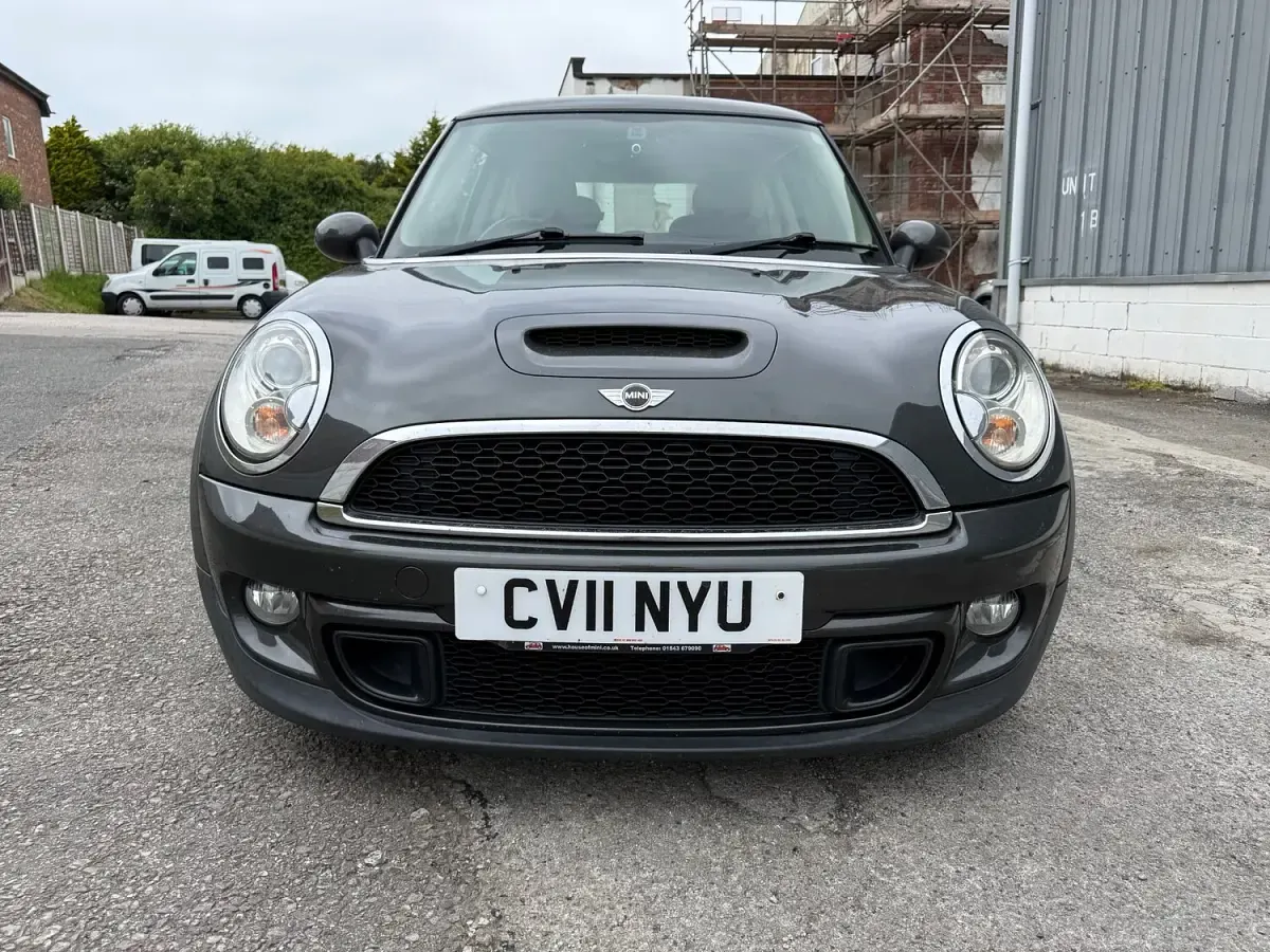 Used Mini Cooper S Hatch 184 HP (135 kW) 2011 Grey Hatchback