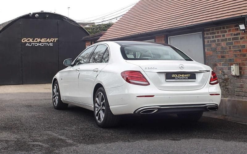 Used Mercedes E350 Premium 299 HP (219 kW) 2017 White Sedan