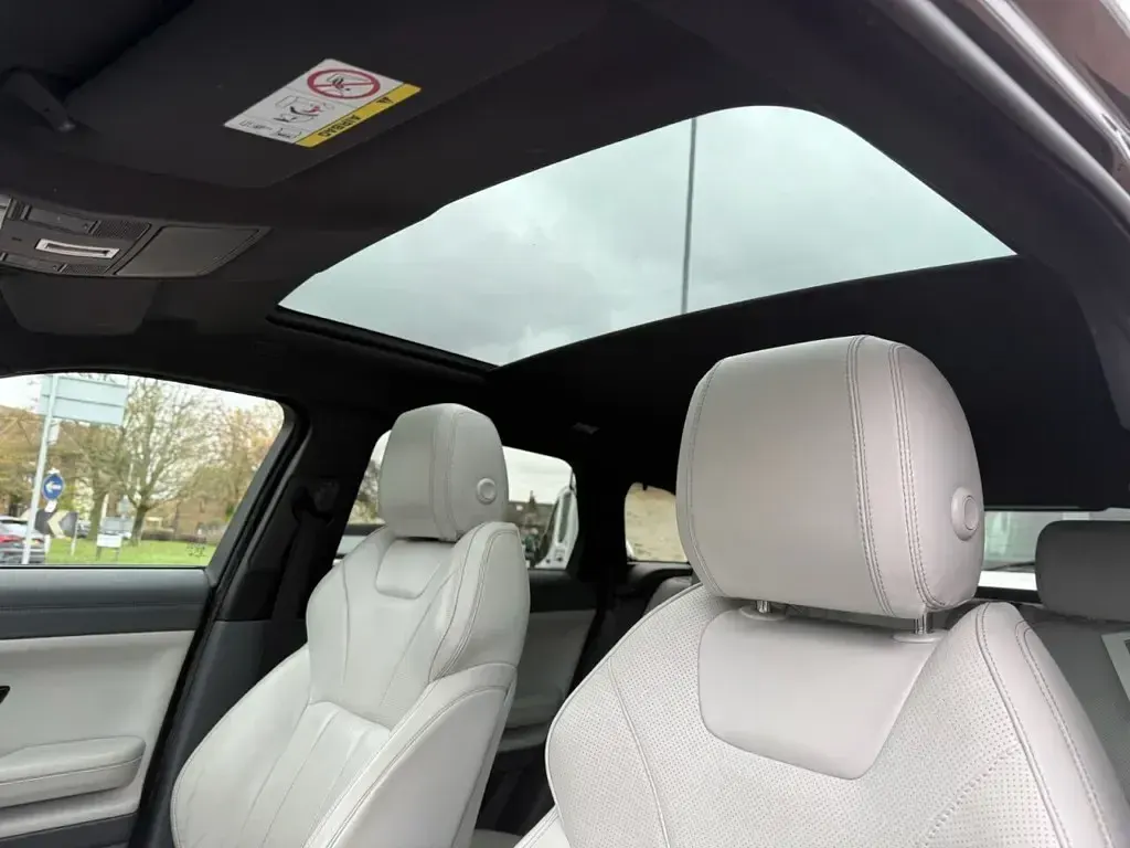 Used Land Rover Range Rover evoque HSE Dynamic 180 HP (132 kW) 2018 Grey SUV