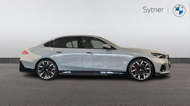 Used BMW 550e M Sport 482 HP (354 kW) 2024 Grey