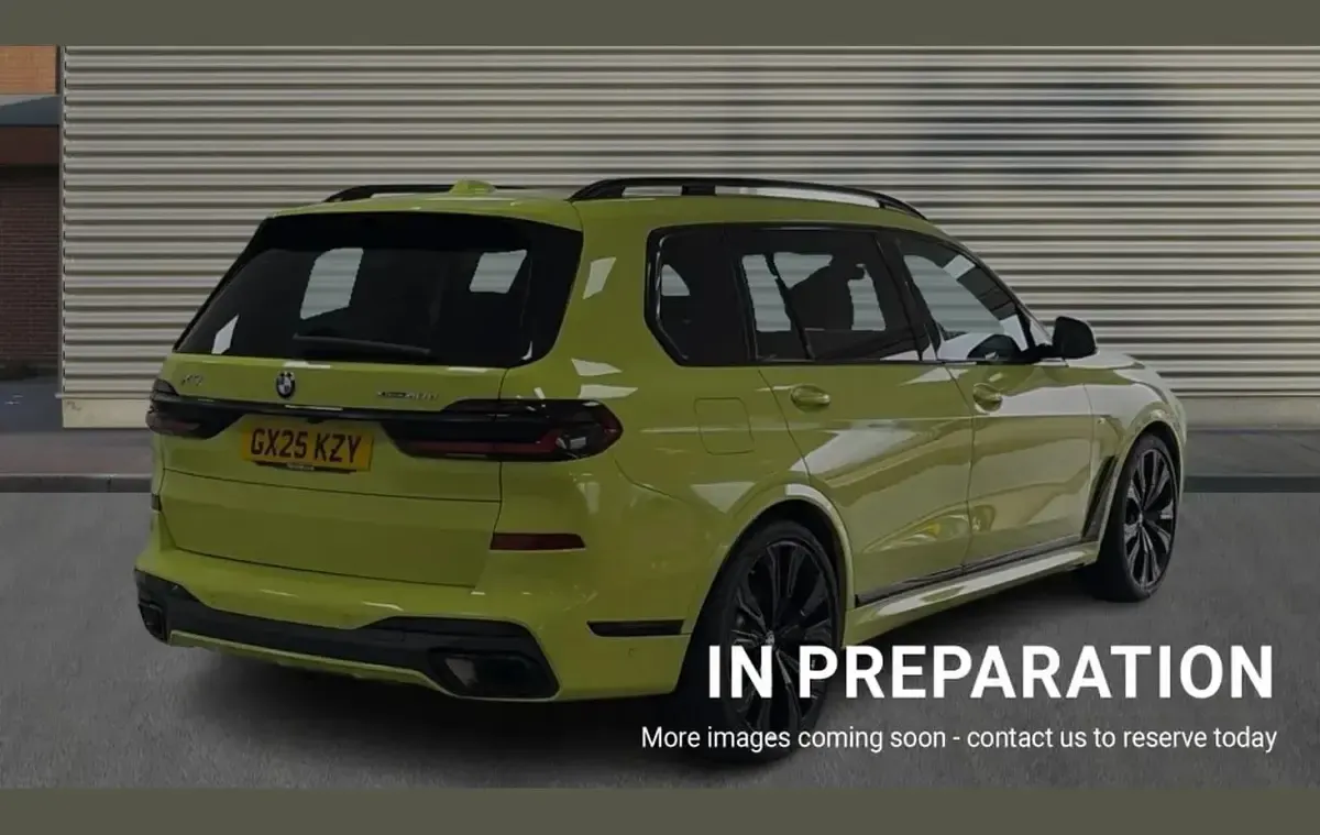 Used BMW X7 M Sport 347 HP (255 kW) 2025 Yellow SUV