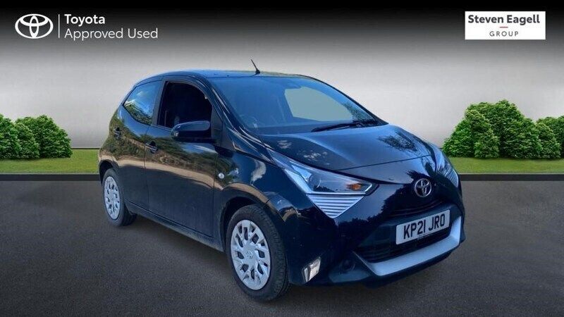 Black Used 2021 Toyota Aygo X-play Hatchback | £9,162 (Fair price) - Image 1/4