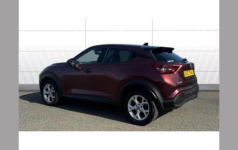 Used Nissan Juke N-Connecta 114 HP (83 kW) 2020 Red SUV