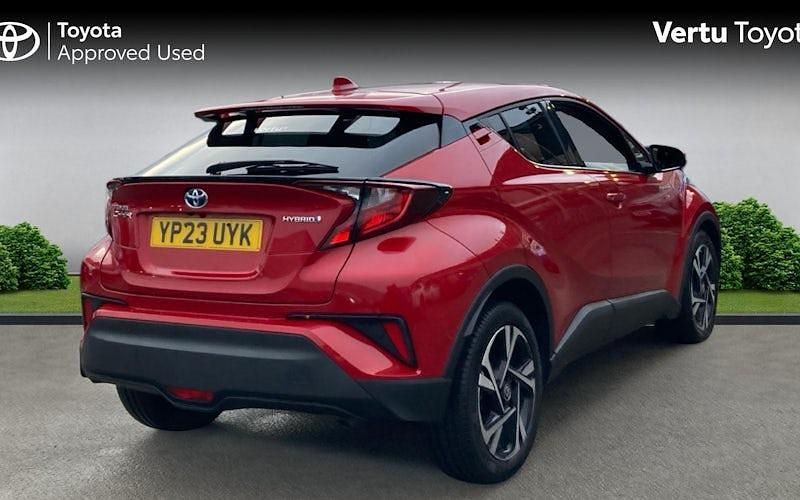 Used Toyota C-HR Design 122 HP (89 kW) 2023 Red SUV