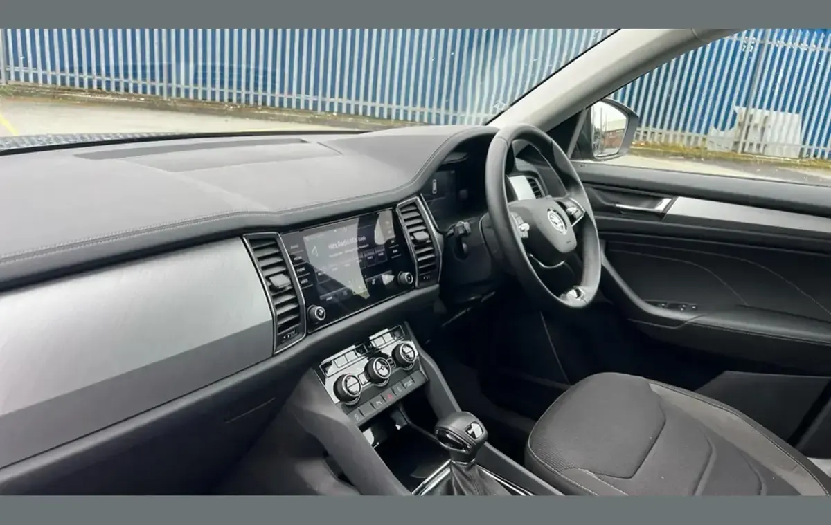 Used Skoda Kodiaq SE Drive 147 HP (108 kW) 2023 Grey SUV