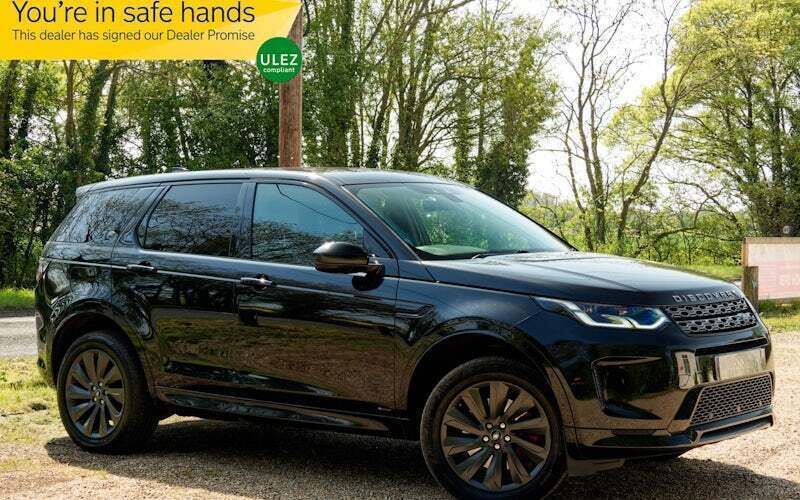 Black Used 2019 Land Rover Discovery Sport SE Dynamic SUV | £21,495 (Expensive) - Image 1/4