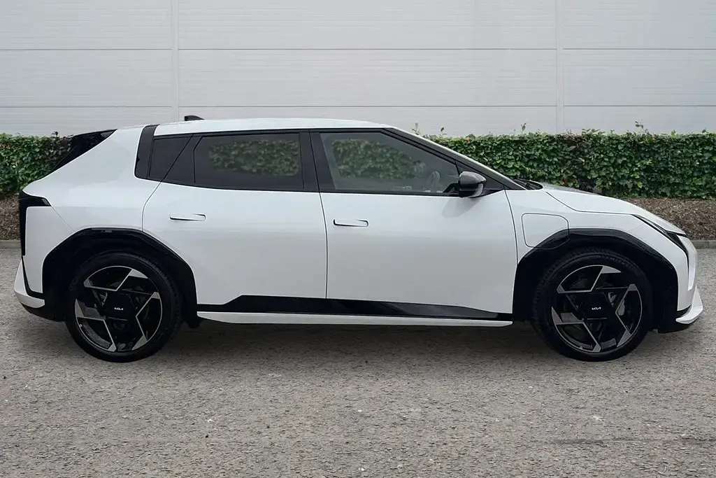 Used Kia EV4 GT-Line 150 kW (204 HP) 2025 Hatchback