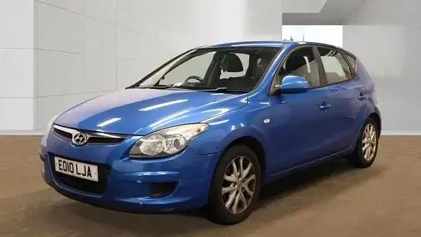 Used Hyundai i30 Comfort 116 HP (85 kW) 2010 Blue Hatchback