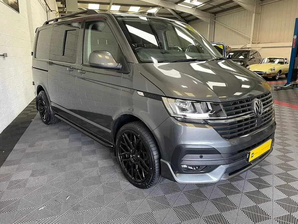 Used VW T6.1 Highline 204 HP (150 kW) 2022 Grey Van