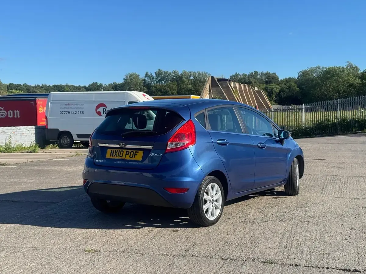 Used Ford Fiesta Zetec 2010 Blue Hatchback