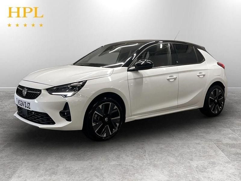 Used Vauxhall Corsa-e 100 kW (136 HP) 2024 White Hatchback
