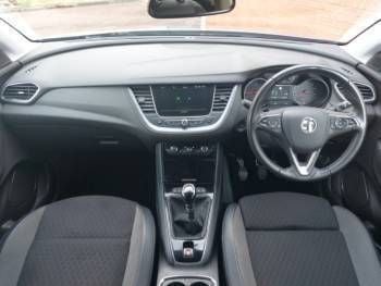 Image 3/4