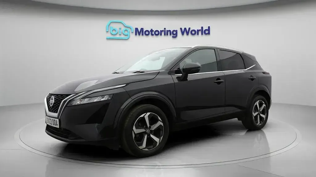 Used Nissan Qashqai N-Connecta 158 HP (116 kW) 2022 Black SUV