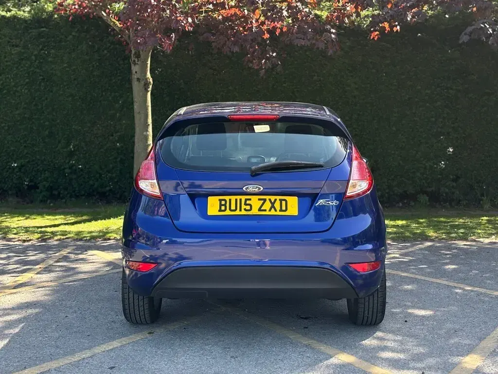Used Ford Fiesta Zetec 82 HP (60 kW) 2015 Blue Hatchback