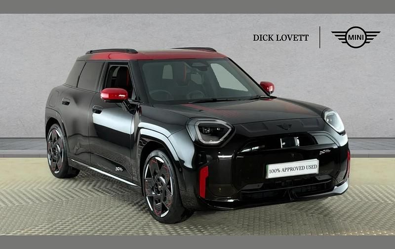 Black Used 2025 Mini Cooper Hatchback | £35,555 - Image 1/4