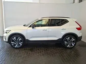 Used Volvo XC40 Ultra 197 HP (144 kW) 2024 White SUV