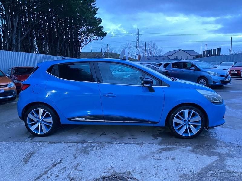 Used Renault Clio V 2026 Blue Hatchback