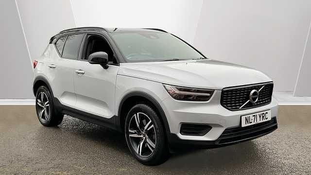Used 2022 Volvo XC40 R-Design SUV | £21,812 (Super price) - Image 1/3